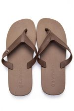 Chinelo-Dedo-Masculino-Cartago-11840-Marrom