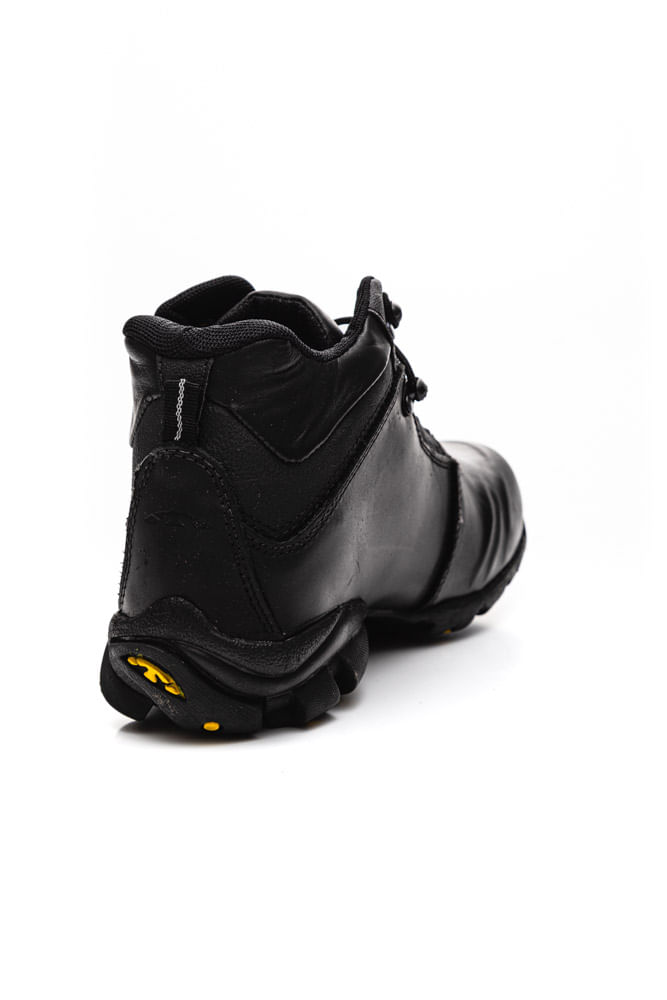 Bota-Adventure-Masculina-Bull-Terrier-Attack-2-Mid-Couro-Preto