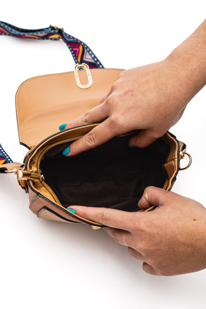 Bolsa-Luxcel-Transversal-Feminina-Alca-Em-Estampa-Etnica-Bu78691-Marrom