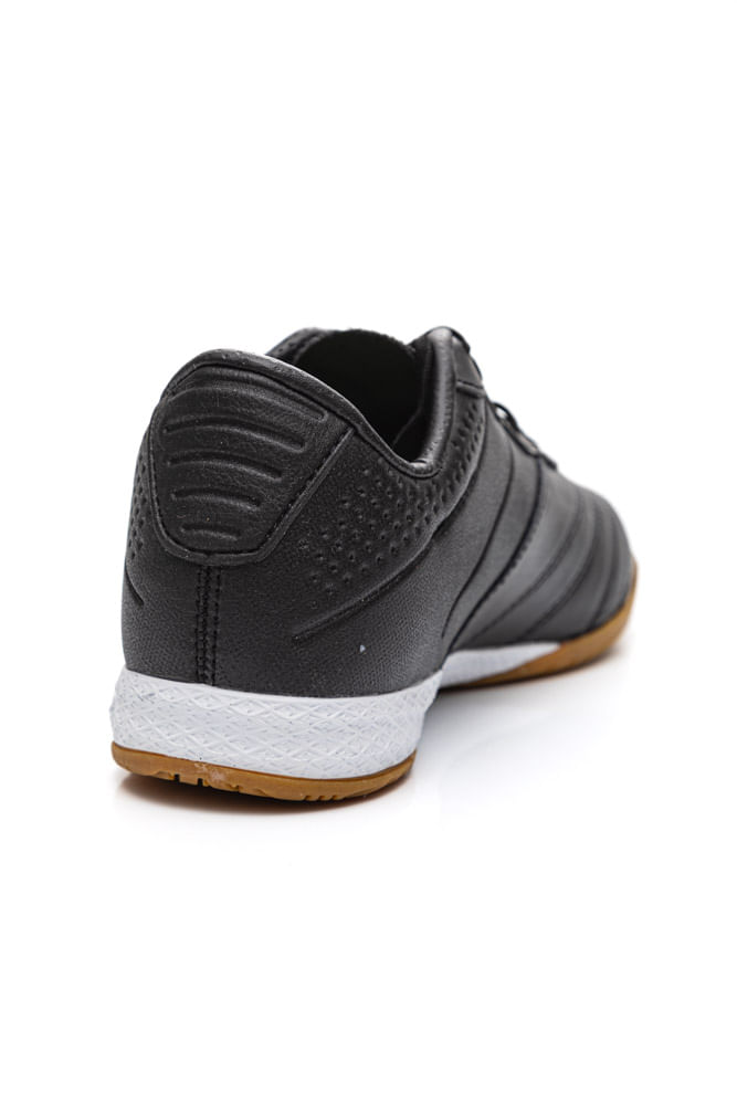 Chuteira-Futsal-Masculina-Umbro-Preto