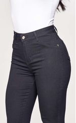 Calca-Skinny-Max-Denim-Cos-Alto-Levanta-Bumbum-Premium-5183-Preto