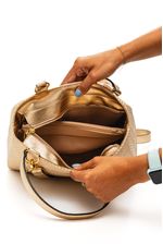 Bolsa-Vizzano-Alca-De-Mao-Feminina-Couro-Sintetico-10070.3-Ouro