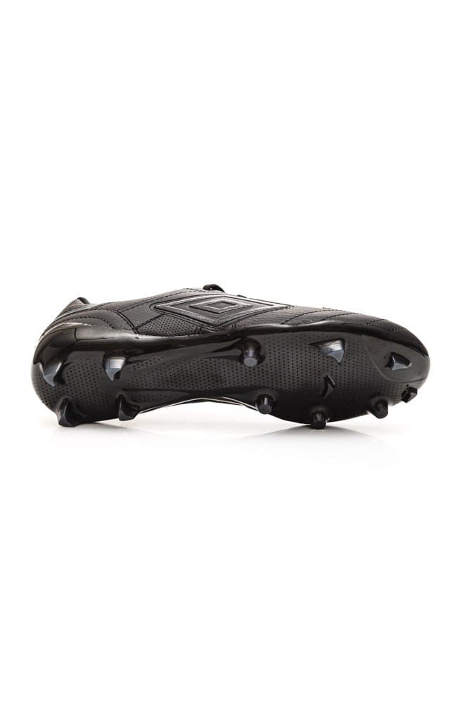 Chuteira-Masculina-Umbro-U01fb00204-111-Preto