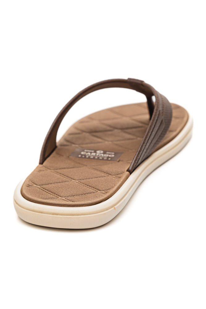 Chinelo-Malta-De-Dedo-Masculino-Cartago-11358-Ae449-Marrom