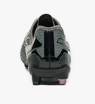 Chuteira-Campo-Masculina-Umbro-U01fb001005-810-Cinza