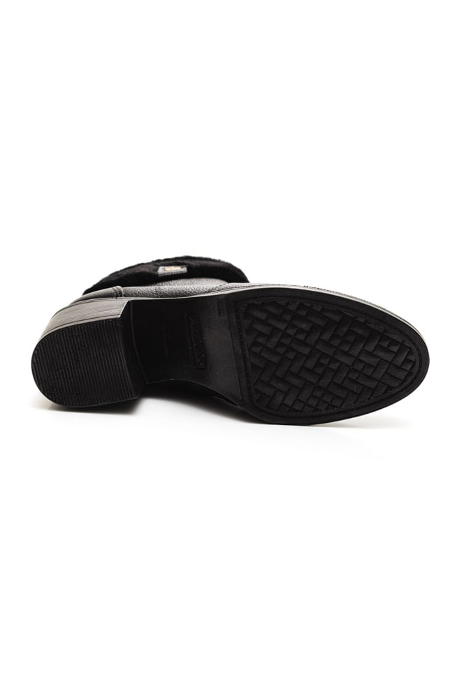 Bota-Pegada-Cano-Curto-Feminina-Pelos-280305-05-Preto