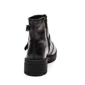 Bota Dakota De Cano Curto Feminina Tratorada G9631-01 Preto