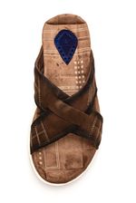 Chinelo-Pegada-133223-06-Marrom