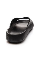 Chinelo-Yvate-2013new-Preto
