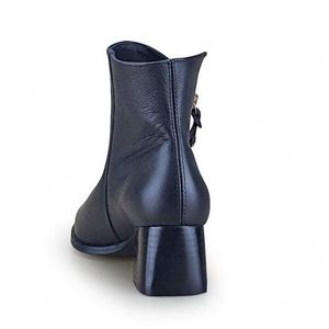Bota Dina Mirtz Em Couro Feminina Cano Baixo 21606 Preto