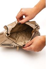 Bolsa-Baguete-Via-Marte-Feminina-B2-506-01-Prata.