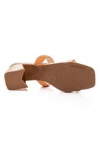 Tamanco-Via-Marte-De-Salto-Baixo-Feminino-Em-Sintetico-100-010-01-Cobre