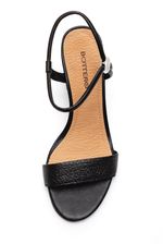 Sandalia-Bottero-Salto-Bloco-Feminina-Em-Couro-Tira-Maleavel-362509-Preto