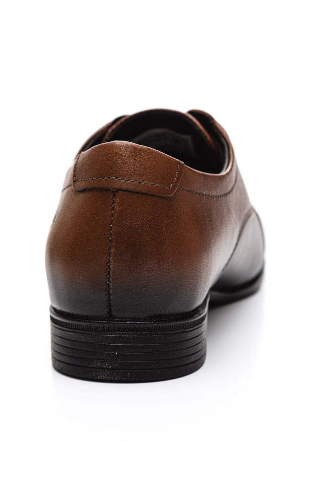 Sapato-Social-Pegada-Masculino-Em-Couro-127001-02-Castanho