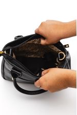 Bolsa-Couribi-Tote-Feminina-Em-Couro-Floater-1940-Preto