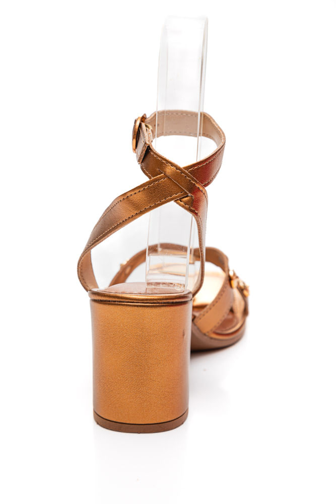 Sandalia-Salto-Alto-Dakota-Y8282-06-Ouro