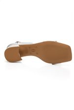 Sandalia-Bottero-Salto-Baixo-Feminina-Couro-Summer-356705-Prata