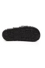 Chinelo-Yvate-2023new-Preto