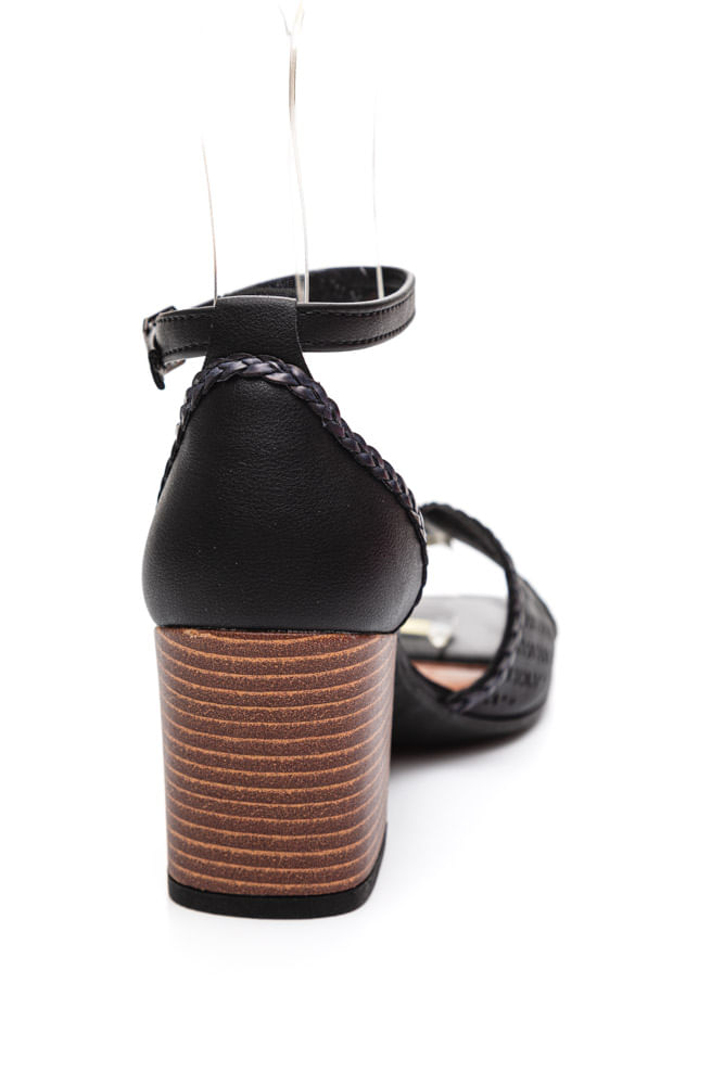 Sandalia-Dakota-De-Salto-Bloco-Feminina-Vazados-A-Laser-Y8311-01-Preto