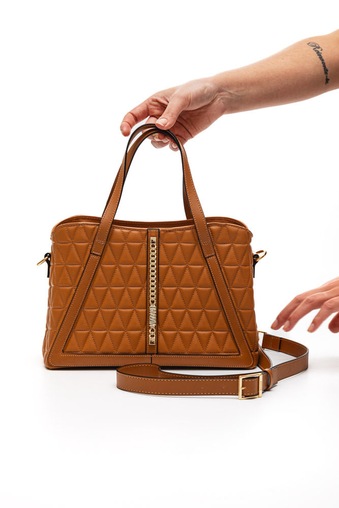Bolsa-Vizzano-Tote-Acolchoada-Feminina-Alca-Dupla-E-Detalhe-Corrente-10070.5-Caramelo
