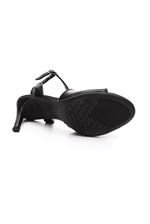 Sandalia-Dakota-Y8242-01-Preto
