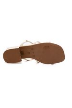 Tamanco-Sandra-Salto-Baixo-Feminino-Com-Rebites-41-3145-28-Off-White