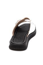 Chinelo-Moleca-Slide-Feminino-Flat-Fivelas-5506.101-Branco