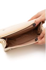 Bolsa-Beira-Rio-Flap-Feminina-Botao-Magnetico-80018.4-Off-White