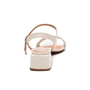Sandália Beira Rio Salto Baixo Feminina Com Brilho 8423.23 Off-White