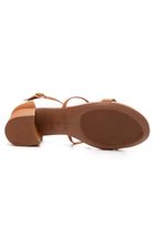 Sandalia-Bebece-Salto-Baixo-Feminina-Flor-T5228-432new-Caramelo