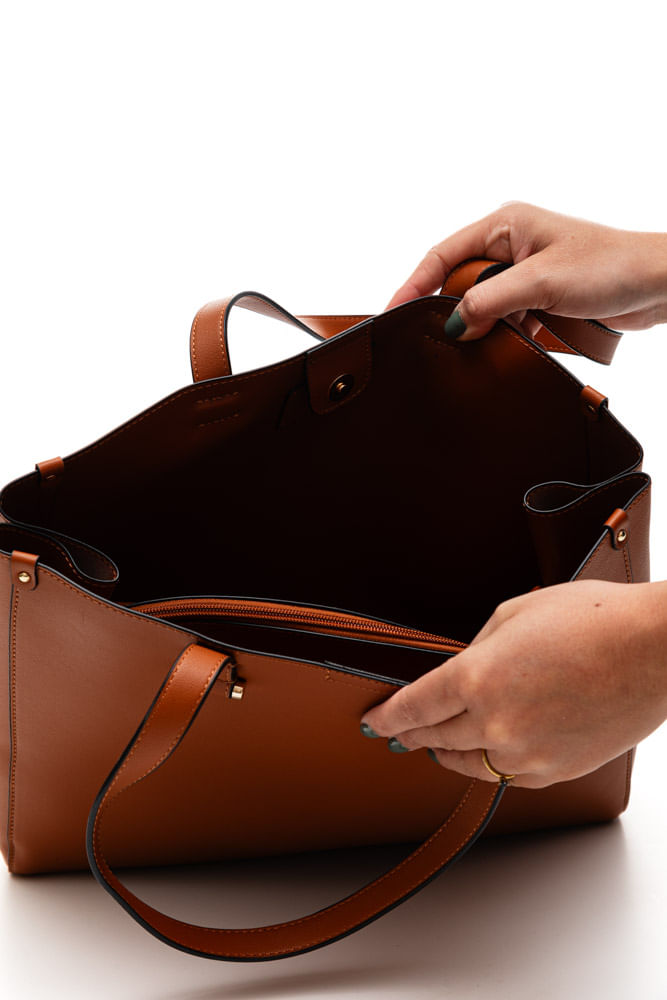 Bolsa-De-Ombro-Via-Marte-Alca-Longa-Com-Necessaire-B2-515-01-Caramelo