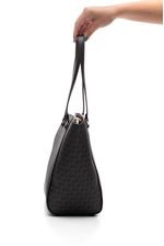 Bolsa-De-Ombro-Via-Marte-B2-523-01-Preto