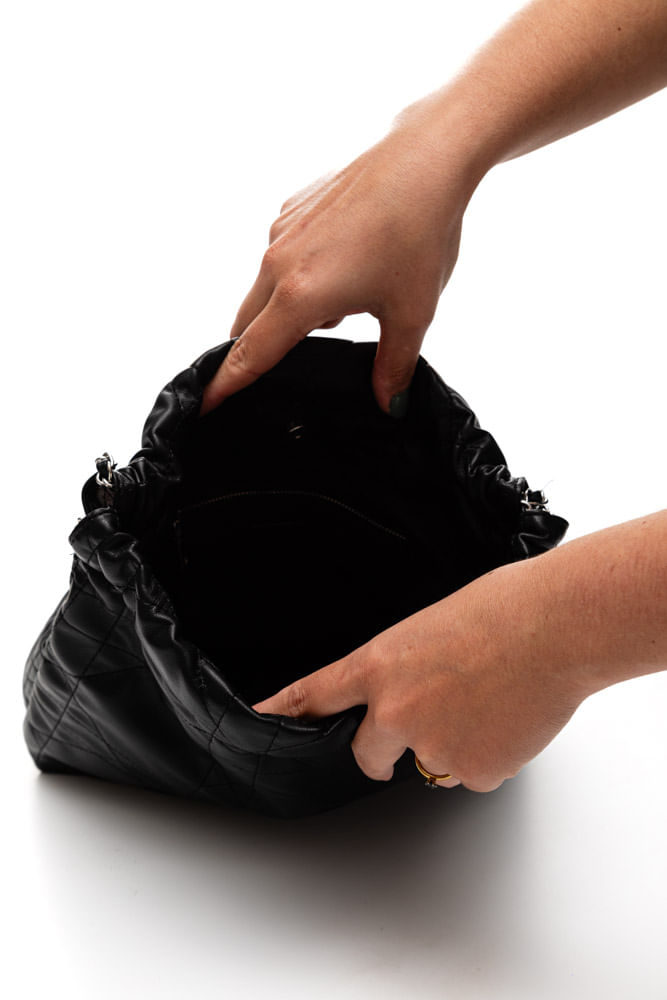 Bolsa-De-Ombro-Via-Marte-B1-137-01-Preto