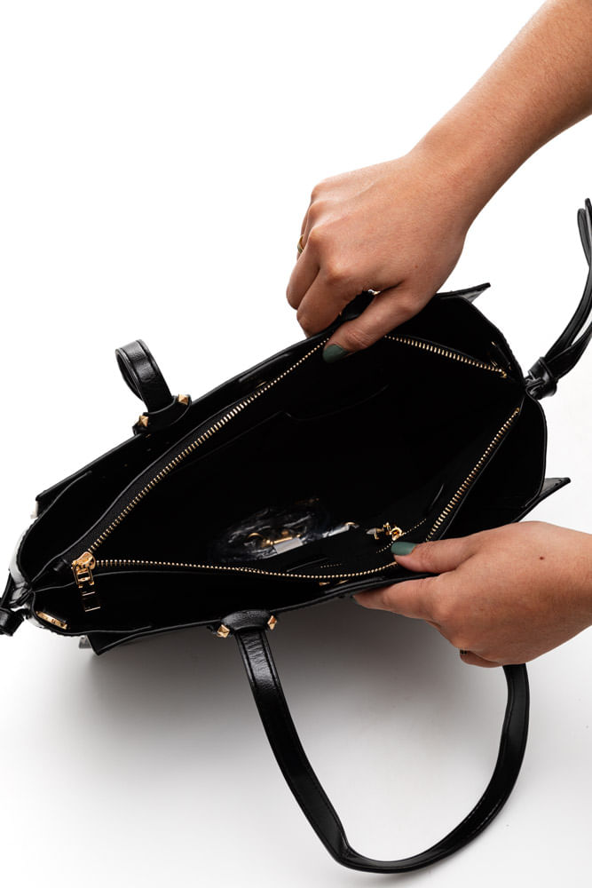 Bolsa-De-Ombro-Via-Marte-B1-123-01-Preto