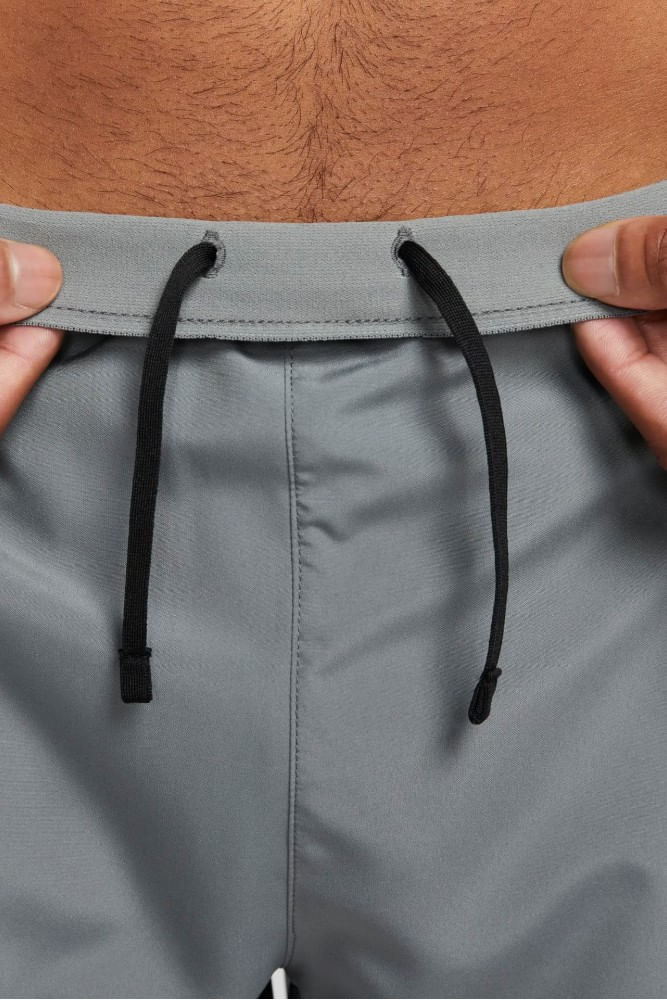 Shorts-Nike-Challenger-Dri-Fit-Masculino-Corrida-Dv9363-084-Cinza-