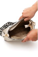 Bolsa-Via-Marte-Shoulder-Bag-Feminina-Pequena-B2-514-01-Off-White