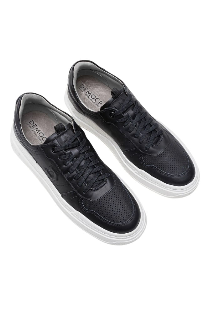 Tenis-Democrata-240501-001-Preto