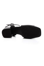 Sandalia-Dakota-De-Salto-Bloco-Feminina-Y8214-06-Preto