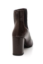 Bota-Cha-De-Mel-Chelsea-Cano-Curto-Feminina-Verniz-Molhado-8439.88641-Marrom