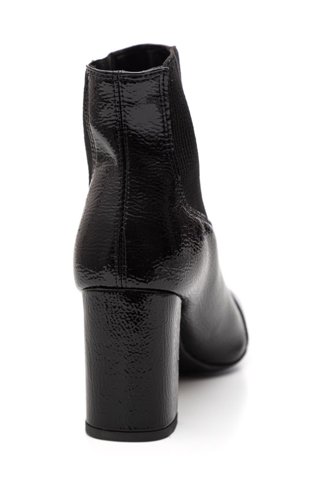 Bota-Cha-De-Mel-Chelsea-Cano-Curto-Feminina-Verniz-Molhado-8439.88641-Preto