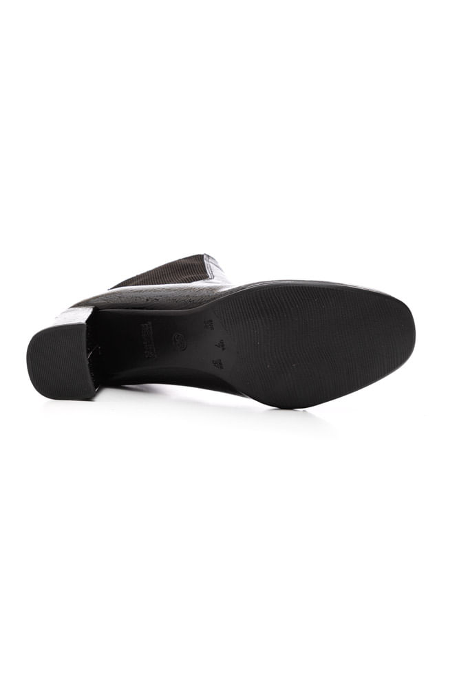 Bota-Cha-De-Mel-Chelsea-Cano-Curto-Feminina-Verniz-Molhado-8439.88641-Preto