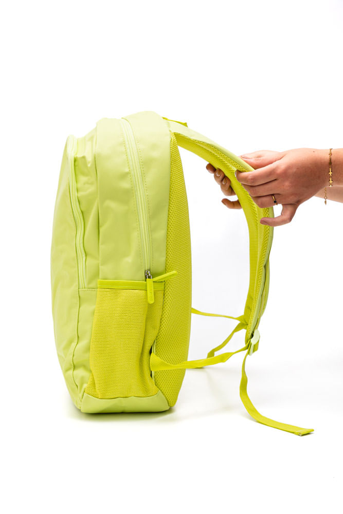 Mochila-Olympikus-Esportiva-Unissex-Essential-Oiwb221806-Verde-Claro