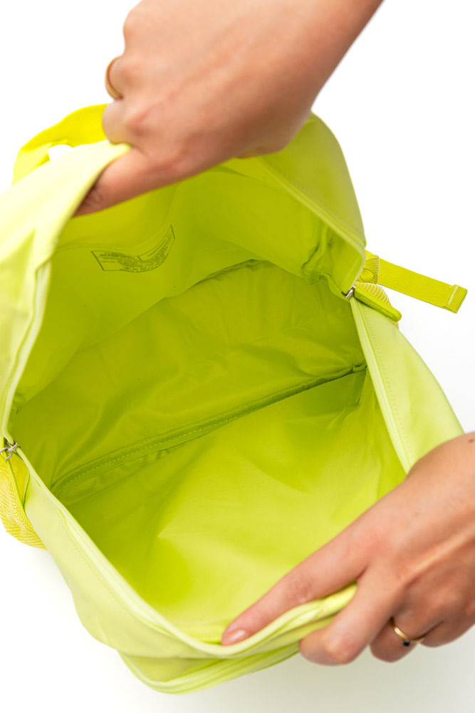 Mochila-Olympikus-Esportiva-Unissex-Essential-Oiwb221806-Verde-Claro