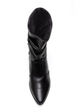 Bota-Pegada-280901-02-Preto