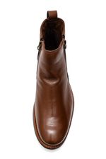 Bota-Amarok-Botina-Masculina-Com-Ziper-Em-Couro-4049-Castanho