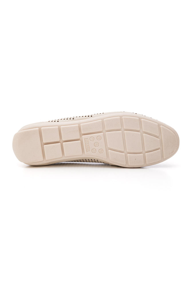 Sapato-Comfortflex-Mocassim-Feminino-Couro-2561332-01-Off-White