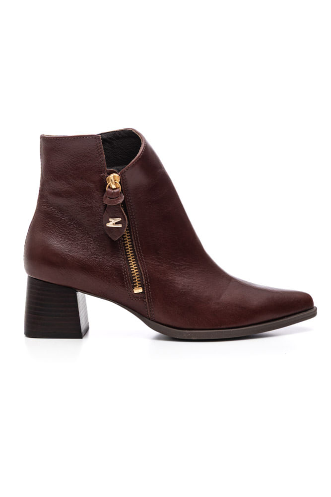 Bota-Dina-Mirtz-Em-Couro-Feminina-Cano-Baixo-21606-Castanho
