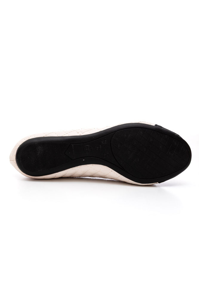 Sapatilha Sua Cia Bico Redondo Feminina Verniz 8303.15942 Off-White