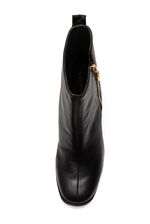 Bota-Via-Marte-Social-Cano-Baixo-Feminina-Em-Couro-224-003-0-Preto