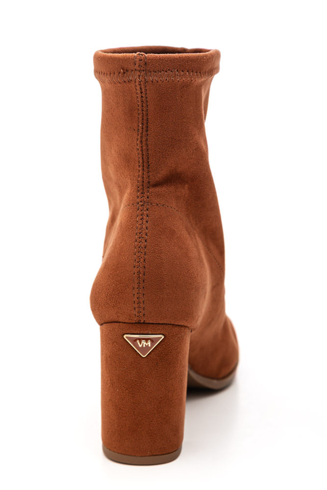 Bota-Via-Marte-Cano-Baixo-Feminina-Camurca-Ultra-247-002-01-Caramelo